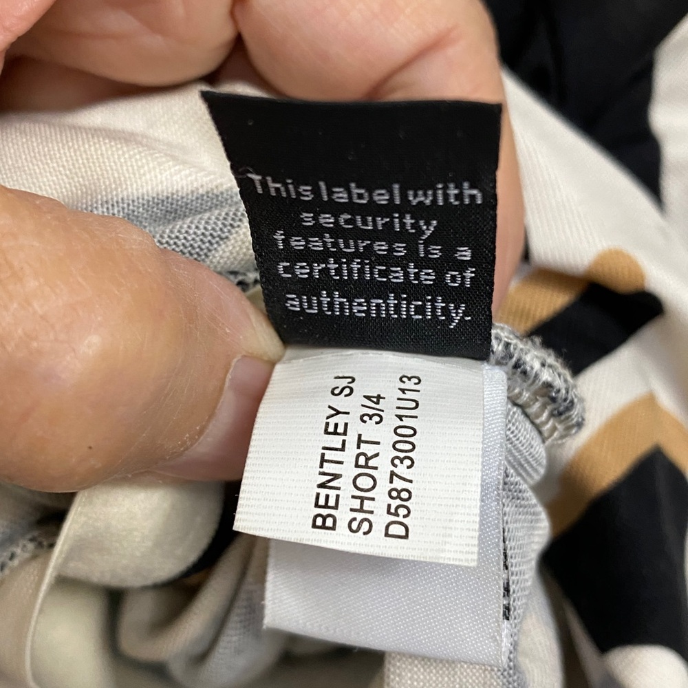 Diane Von Furstenberg Black and Cream Zebra “Bentley” 3/4 Sleeve 100% Silk Dress - Picture 7 of 16